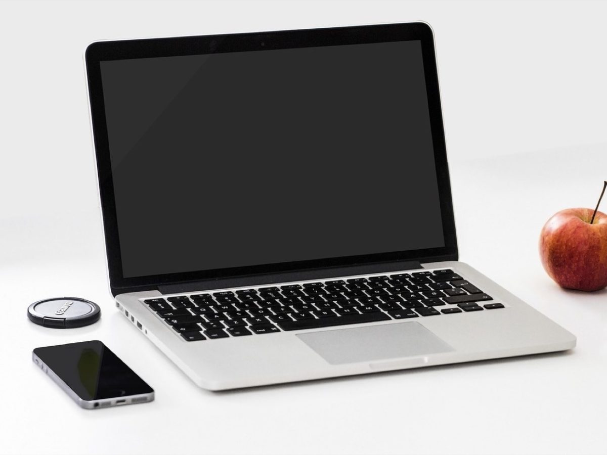 Comparer Moz et Majestic pour analyser les backlinks