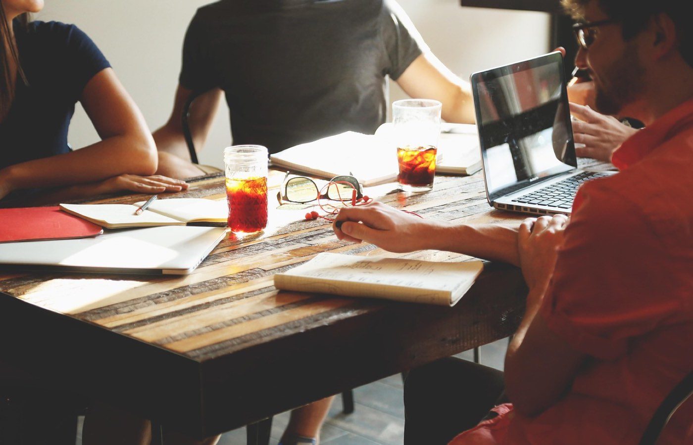 Consultant SEO Paris : les vérifications à faire avant de signer